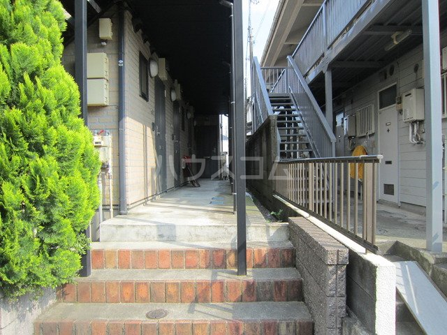 14/20 エントランス