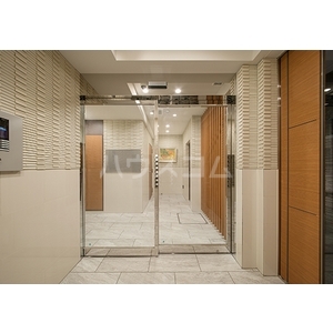 16/22 エントランス