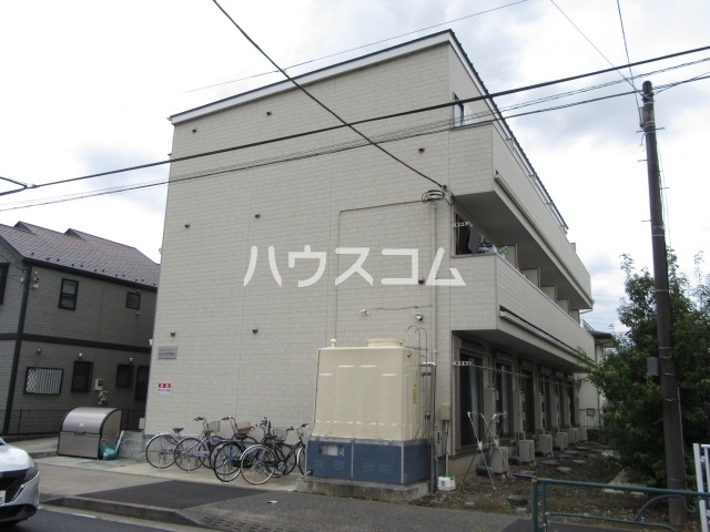 16/25 エントランス