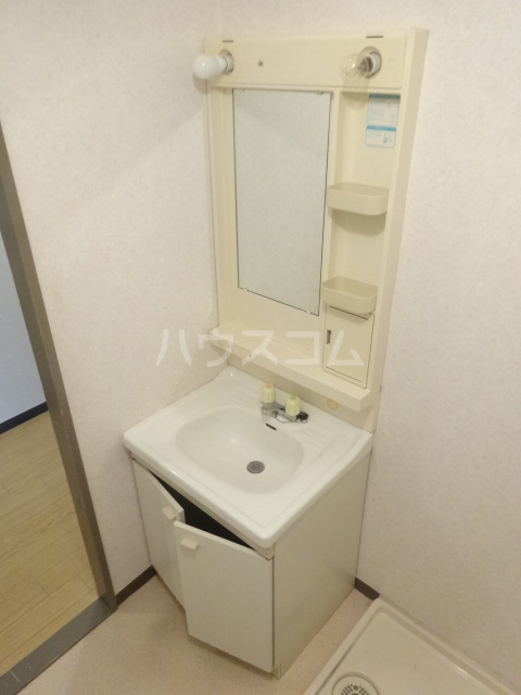 17/30 洗面
