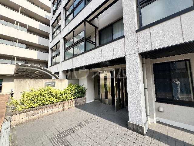 29/30 エントランス