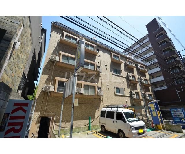 ダイヤモンドレジデンス新宿の外観