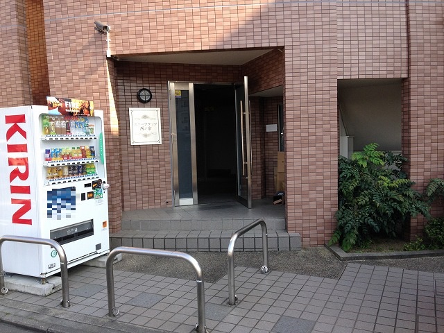 2/10 エントランス