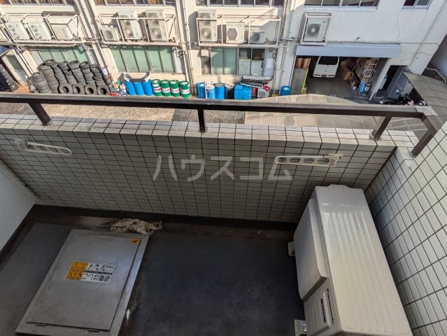 13/23 バルコニー