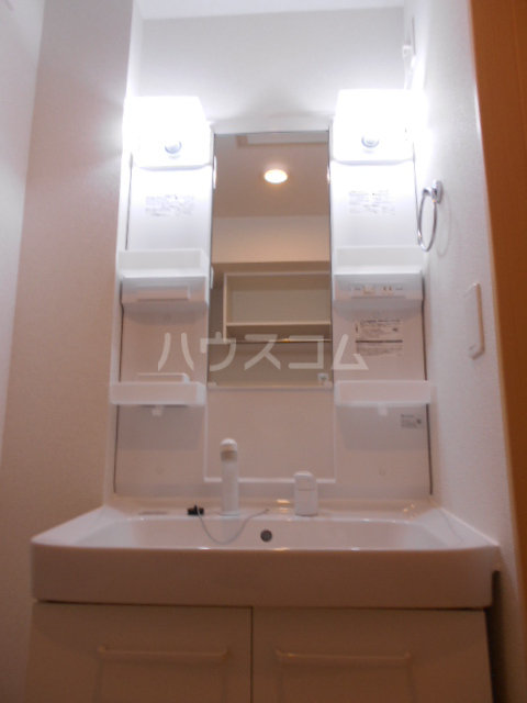 14/25 洗面