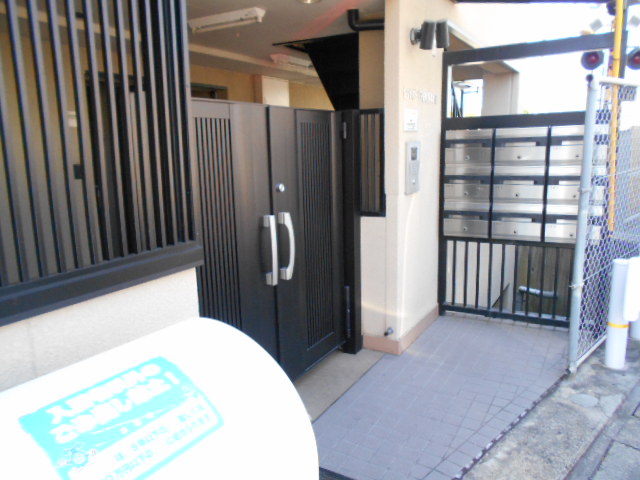 19/29 エントランス