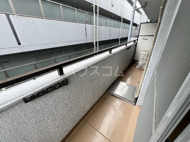 17/30 バルコニー
