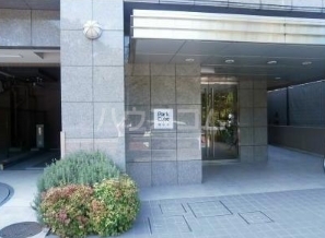 14/18 エントランス