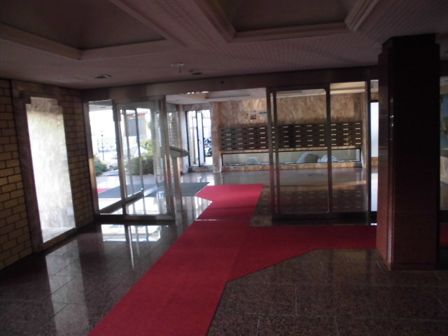 22/30 エントランス