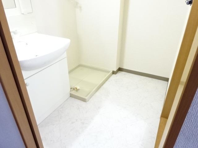 16/23 洗面
