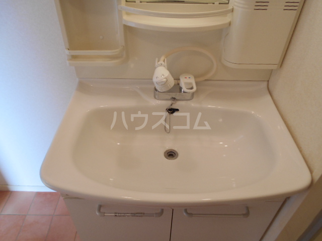 13/30 洗面