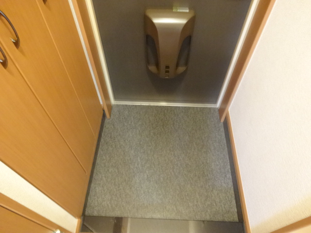 5/30 玄関