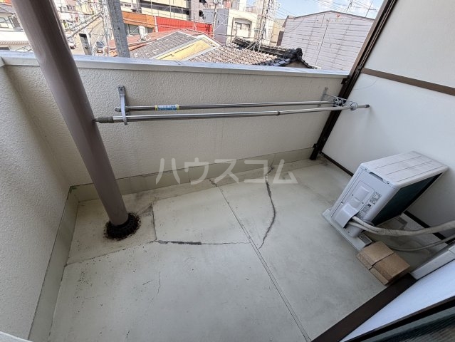 23/30 バルコニー