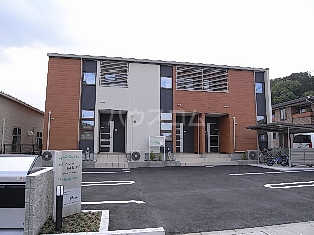 17/23 エントランス