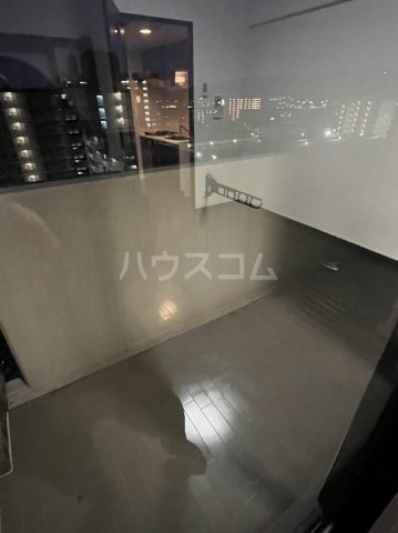 21/30 バルコニー