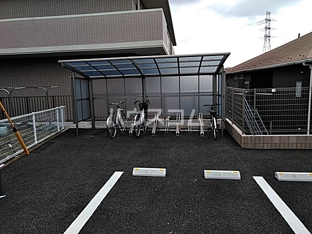 20/30 駐車場
