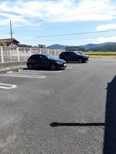 14/20 駐車場