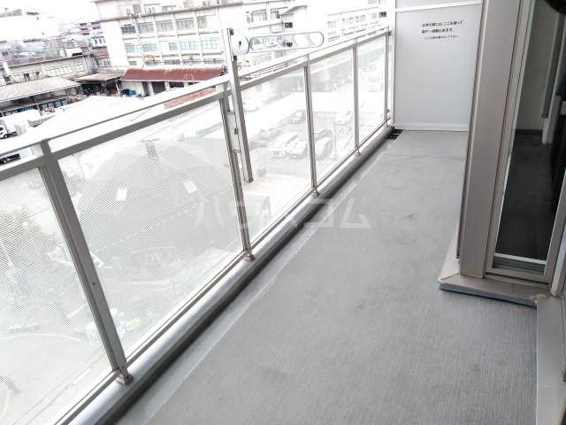 17/30 バルコニー