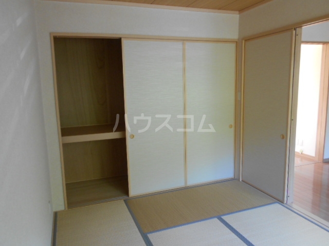 13/30 収納