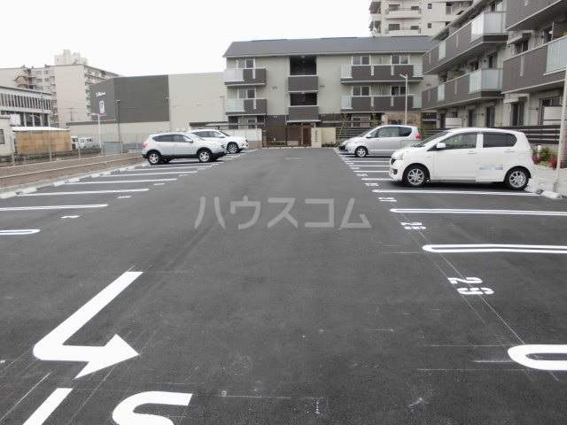 15/25 駐車場