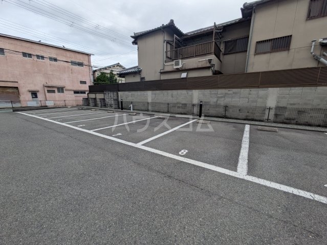 17/21 駐車場