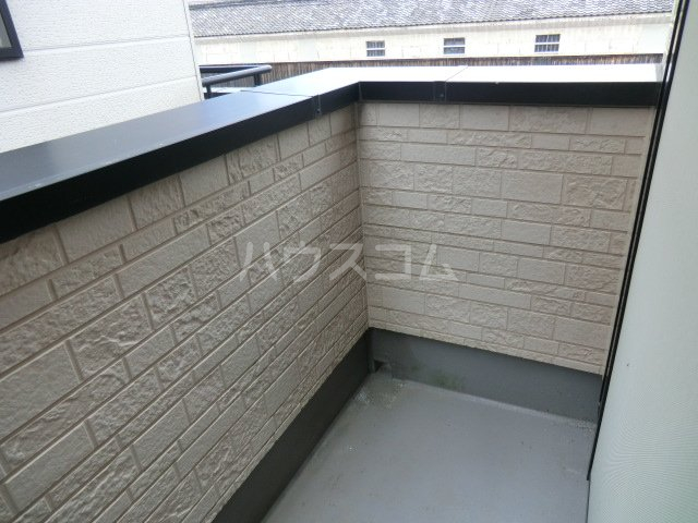 13/21 バルコニー