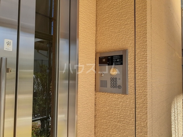 14/20 エントランス