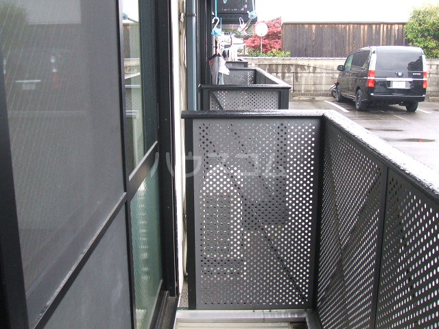 13/21 バルコニー