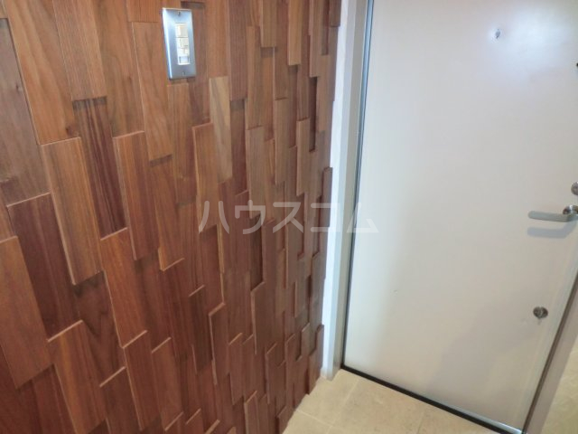 14/30 玄関
