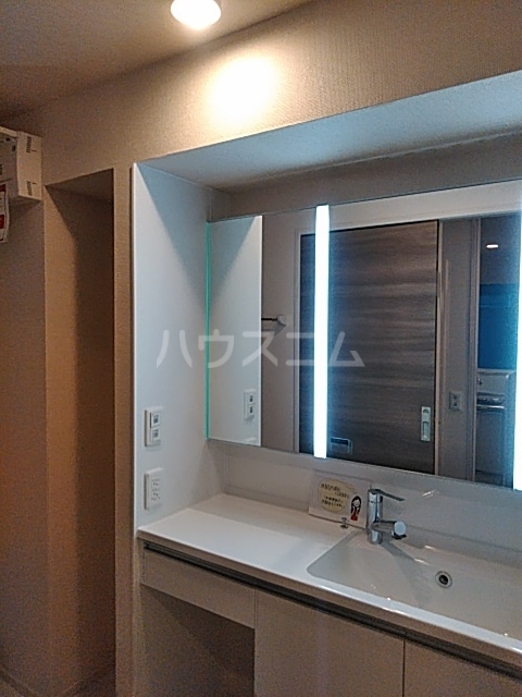 16/30 洗面