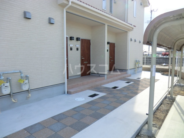 3/7 エントランス