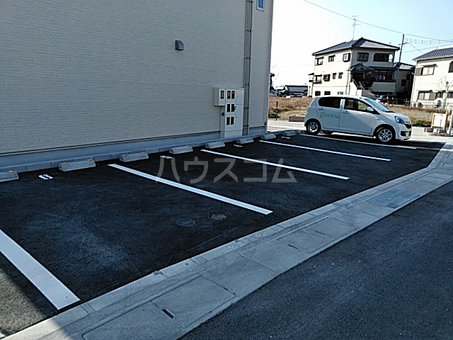 22/25 駐車場