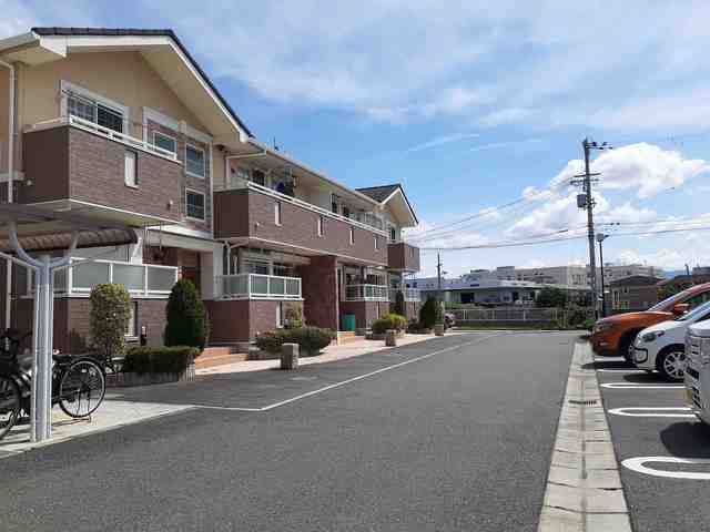 14/20 駐車場