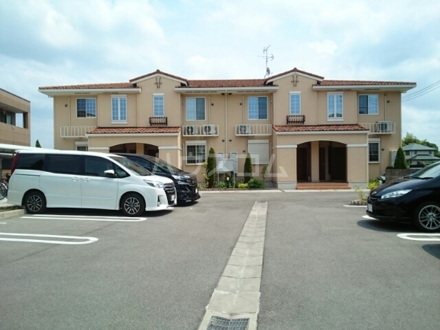 14/20 駐車場