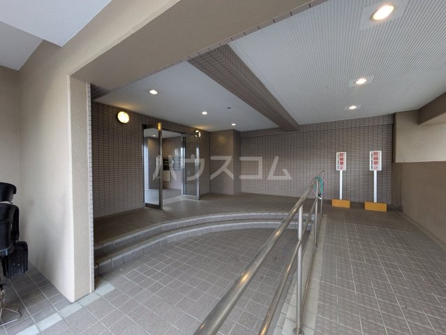 3/10 エントランス