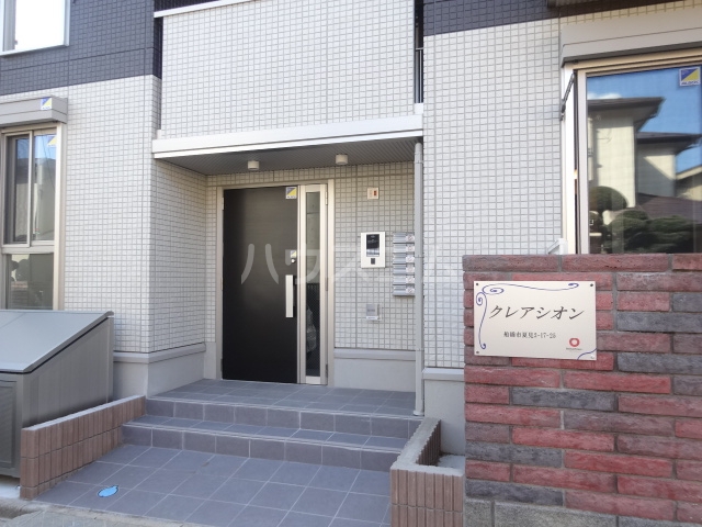 17/25 エントランス