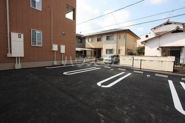 14/20 駐車場