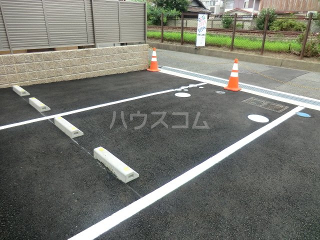25/30 駐車場