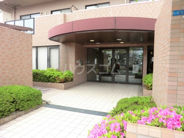 17/21 エントランス