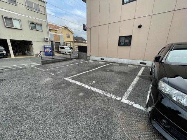 15/23 駐車場