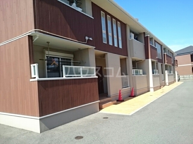 13/20 エントランス