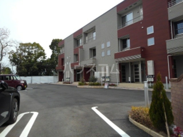 14/20 駐車場