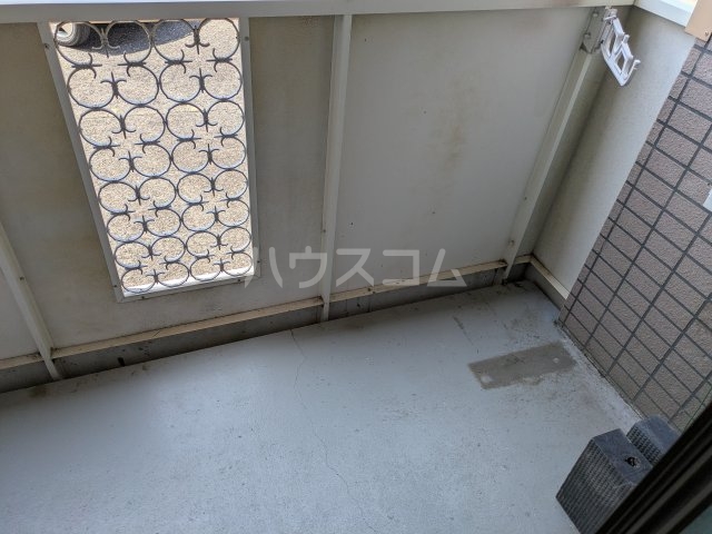 15/22 バルコニー