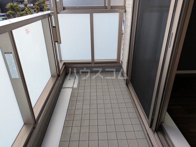 15/28 バルコニー