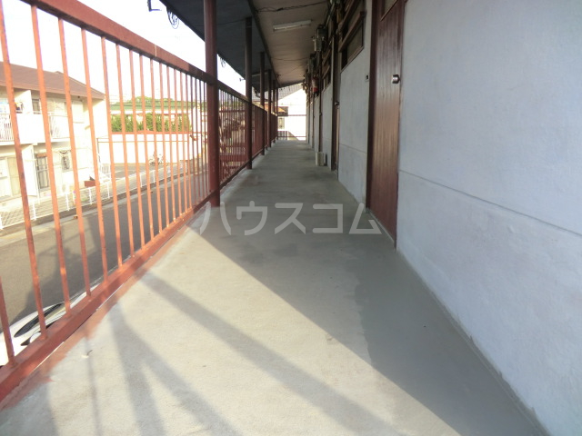 25/28 エントランス