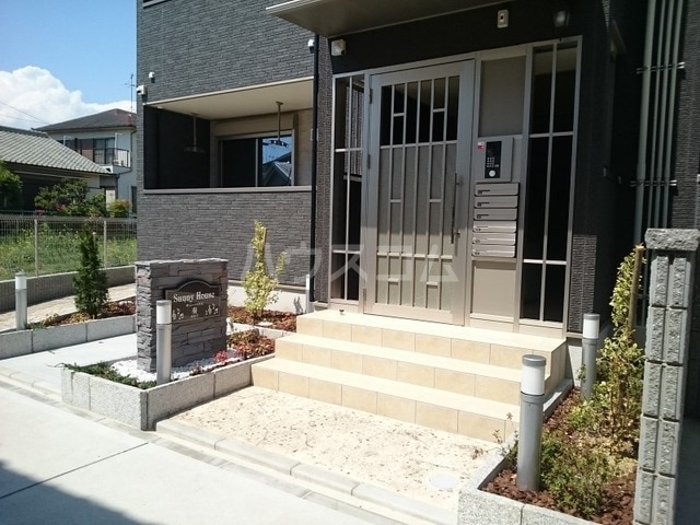 2/8 エントランス