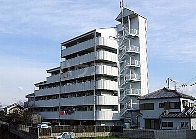 1/8 外観