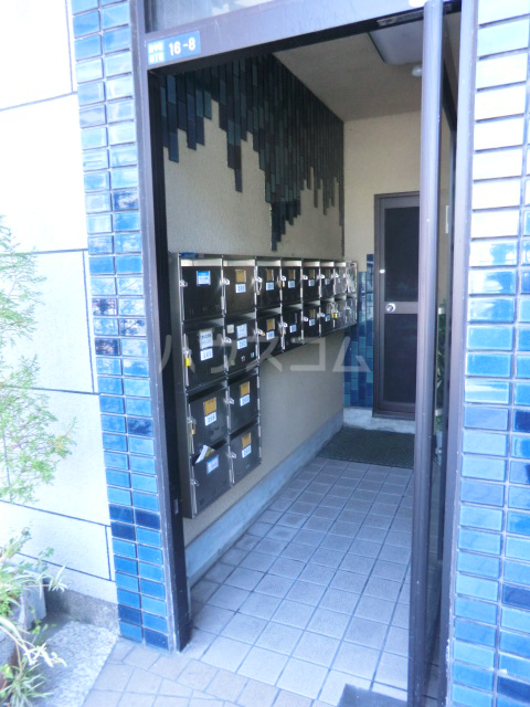 2/10 エントランス