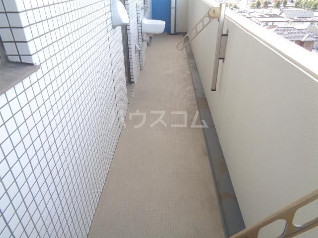 20/30 バルコニー