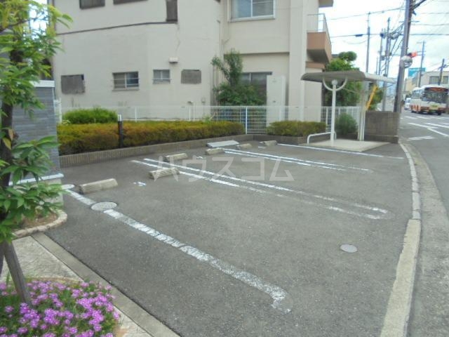 2/8 駐車場